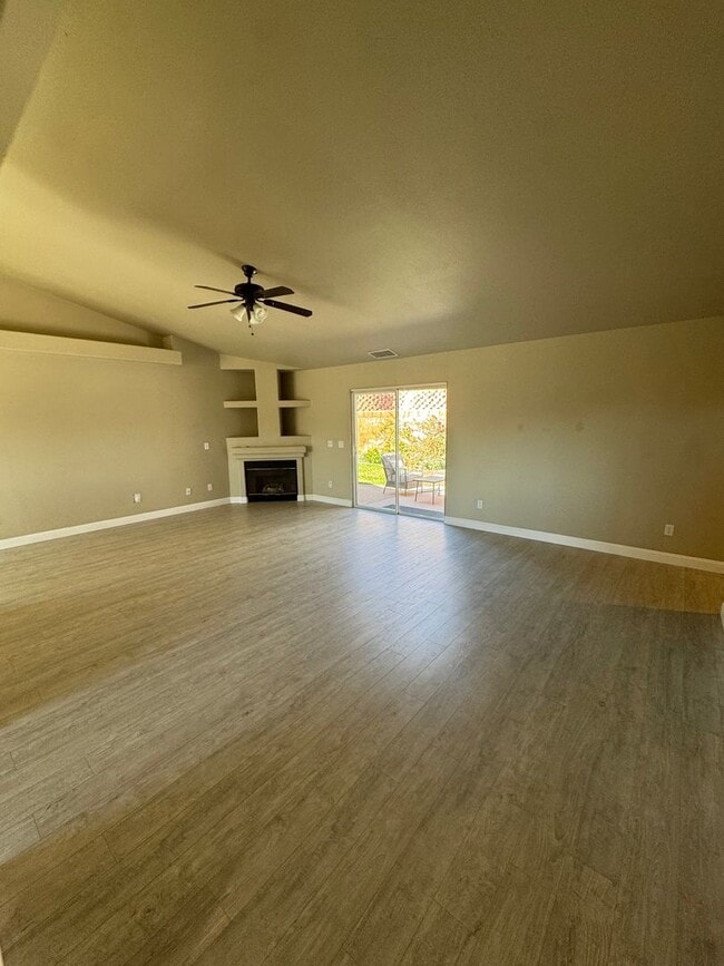 Photo - 4-Bedroom Home with Updated Kitchen and Co...