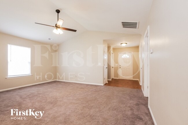 Photo - 5823 Hamilton Oaks Dr