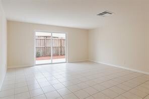 Photo - 9660 NW 35th St