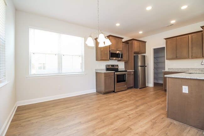 Photo - 116 Renwood Rd