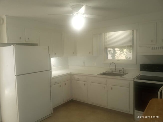 Photo - 20 Parker Pl