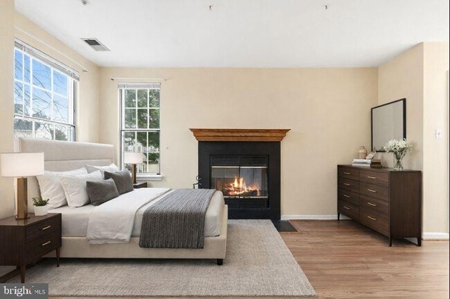 Photo - 2 Highstream Ct