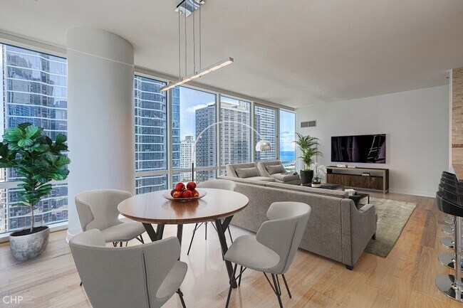 Photo - 505 N McClurg Ct Unidad 2606