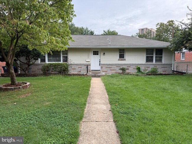 1432 S Greenbrier St