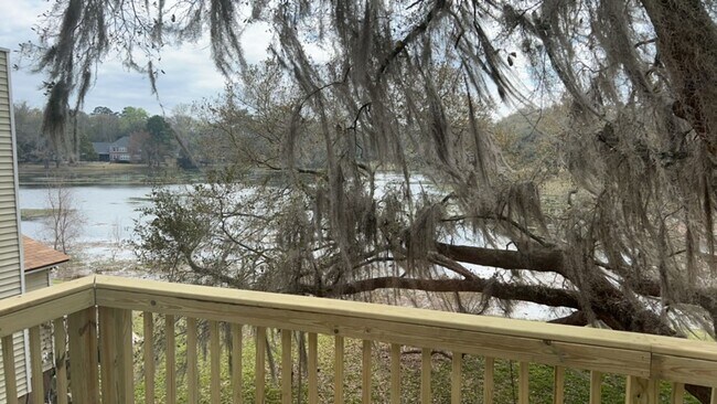 Photo - 3 bed/ 2 bath LAKE VIEW IN KILLEARN ESTATES!