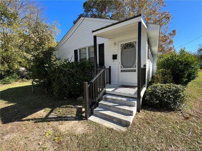 Photo - 2110 Rogers Dr