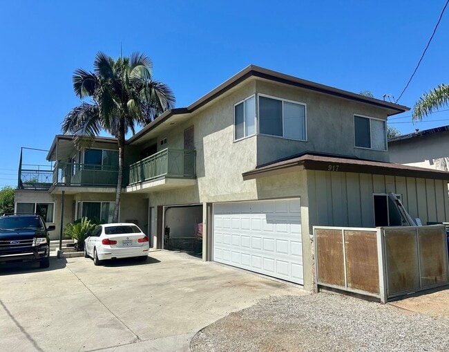 917 N Cedar St Unidad 917 N Cedar St #2