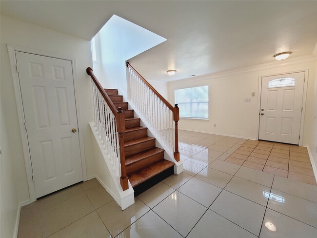 Photo - 3807 Brook Garden Ln