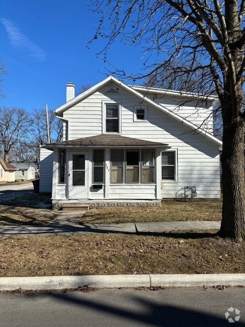 Building Photo - 303 S Summit St Rental