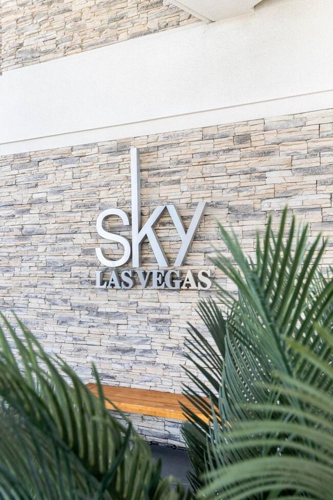 Building Photo - Live On The Strip — Sky Las Vegas High-Rise Condo Unit 1206