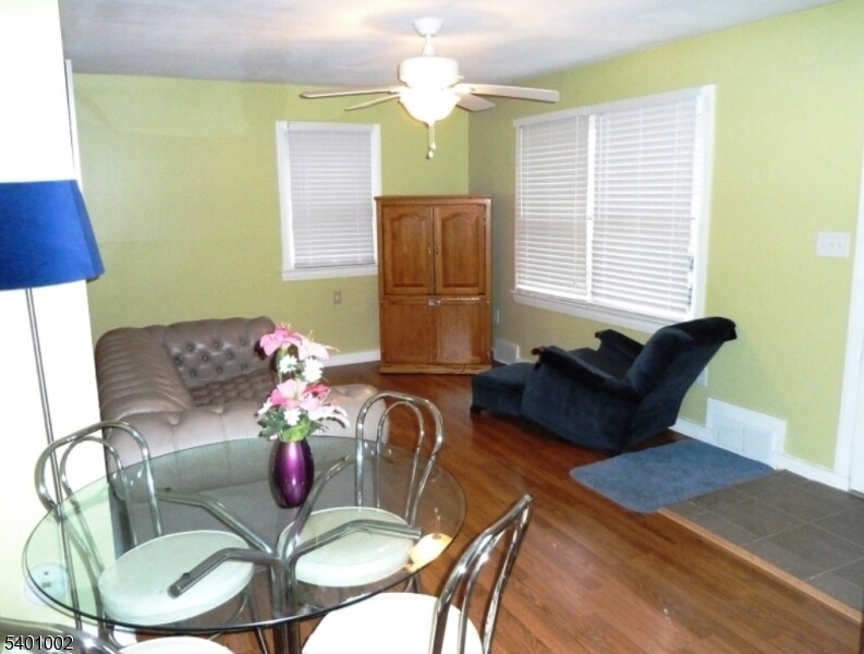 Photo - 2 Hickory St