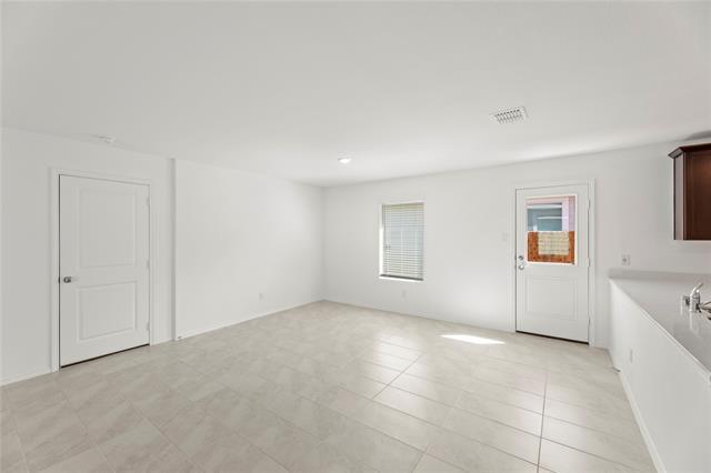 Photo - 6101 Determine