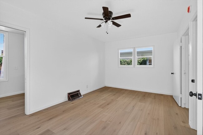 Photo - 3312 2nd St Unidad 01