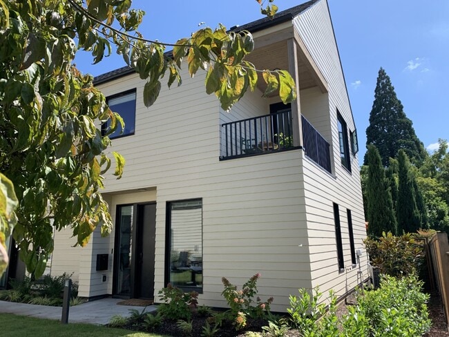 Photo - Atkinson Commons- Unit 6