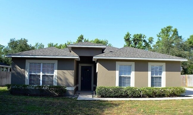 Building Photo - 1017 Tawny Eagle Dr