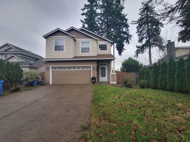 Building Photo - Large 3 Bed 2.5Ba Vancouver Beauty W/ Gas Fireplace, Dog Run, Fenced Yard & So Much More!