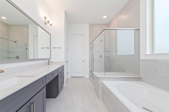 Photo - 2925 Gleason Ter Ln