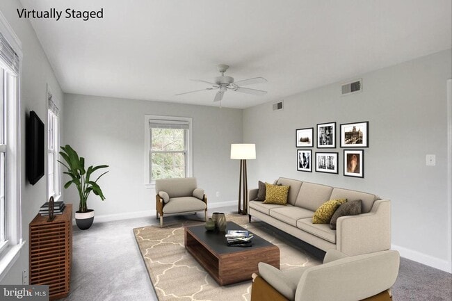 Building Photo - 2335 40th St NW Unit 3