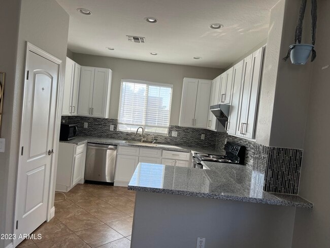 Photo - 1958 E Shannon St