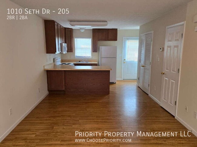 Photo - 1010 Seth Dr Unit 205