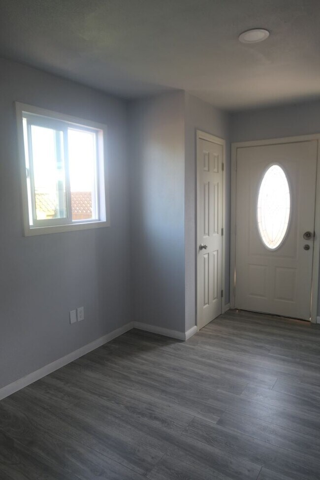 Photo - Studio Apartment Available. Watsonville, C...