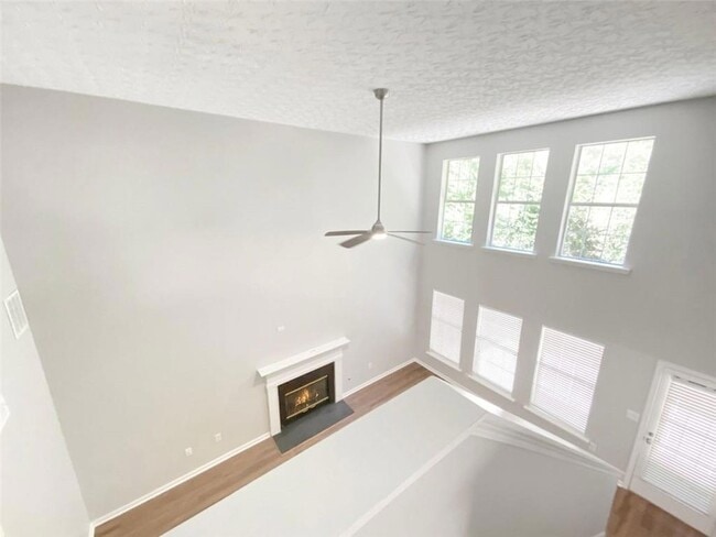 Photo - 1232 Gates Cir SE