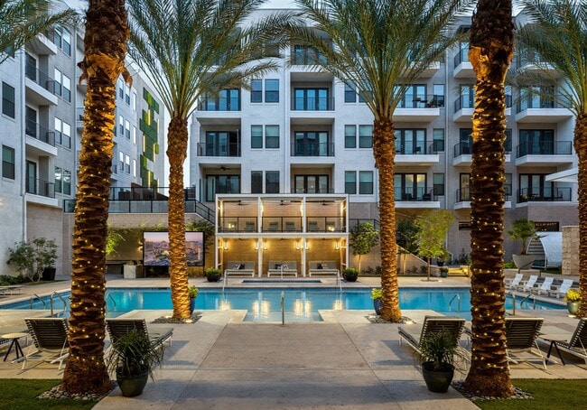 Building Photo - Auric Symphony Park Rental