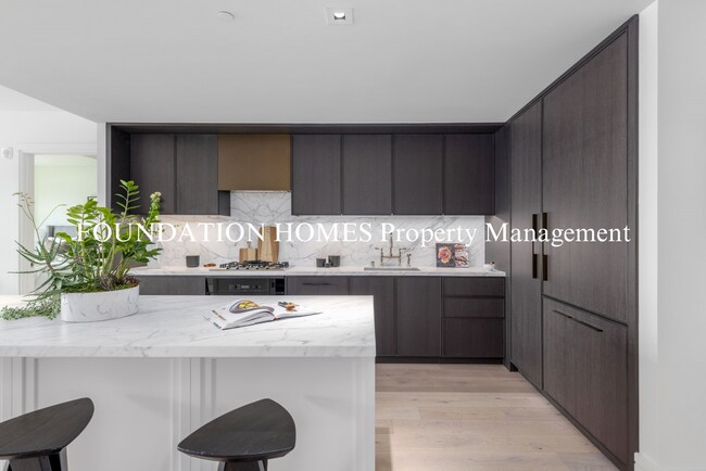 Photo - Luxury 2BD/2BA Condo at Union House!  Panoramic Views!  Doorman!  A/C!  FOUNDATION HOMES