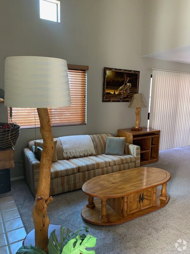 Building Photo - LP 242 Unit LP 242 Rental