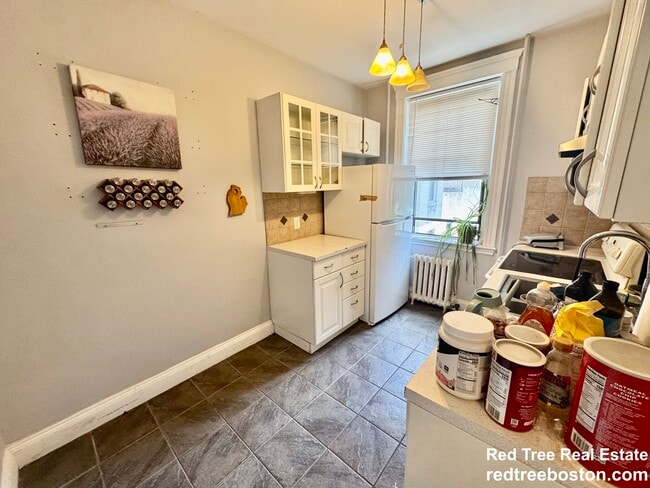 Photo - 6 Sutherland Rd Unit #3