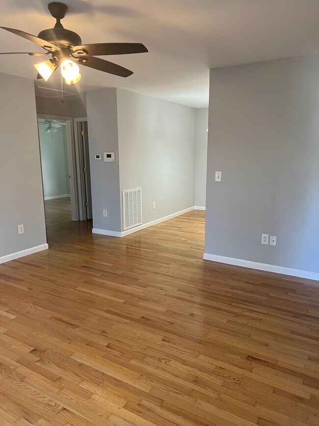 Photo - 2745 Apple Orchard Dr NW