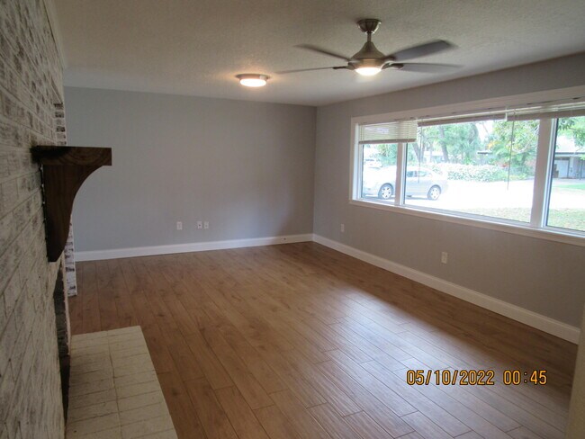 Photo - 95 S Tropical Way