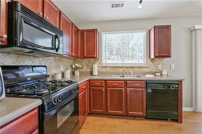 Photo - 3 bedroom Woodstock Single Family House