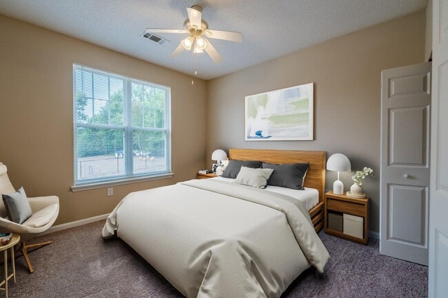 Photo - Heather Park Apartment Homes