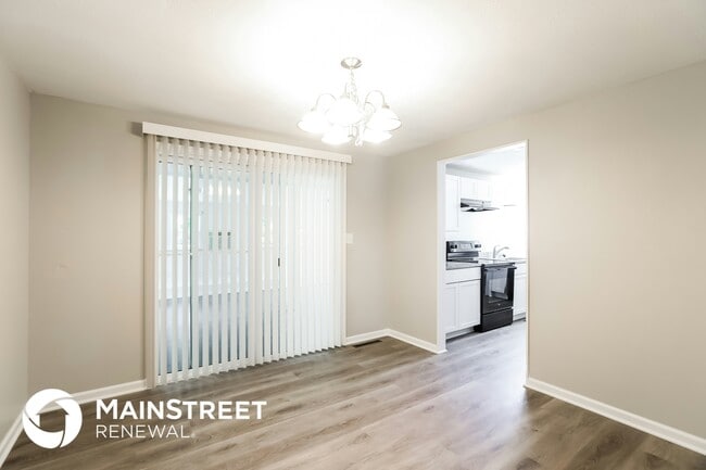 Photo - 10202 W 88th Terrace