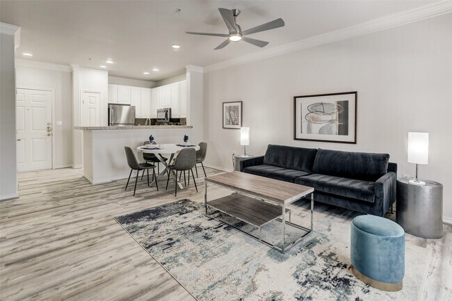 Photo - 2400 McCue Rd