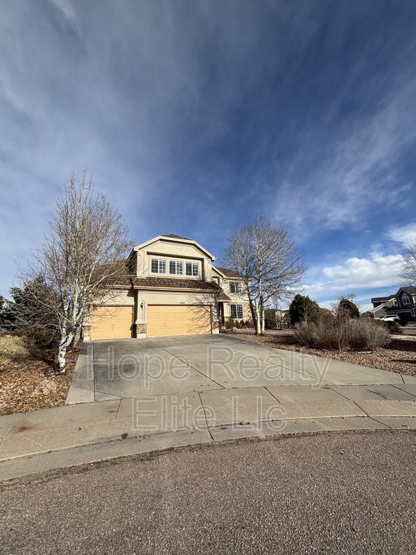 Building Photo - 12785 Angelina Dr