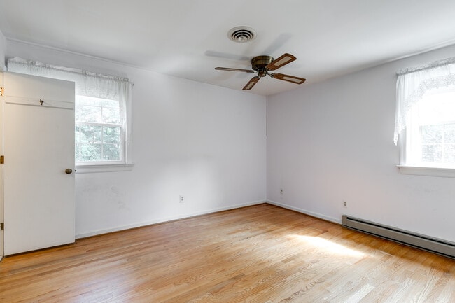 Photo - Beautiful Midlothian Rental in Prime Location! ***Available Early-Mid February***