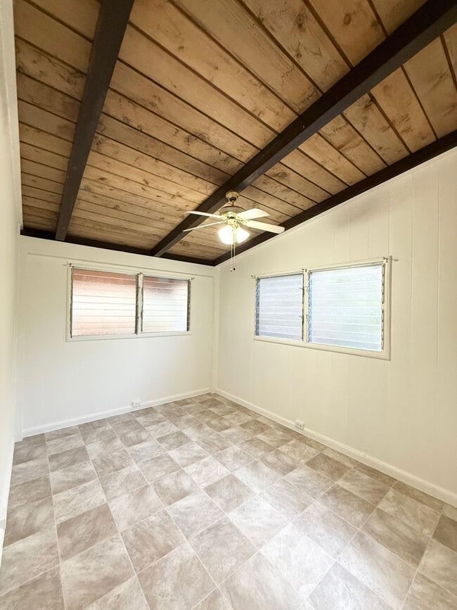 Photo - Aliamanu/Salt Lake - 2 bedroom 1 bath Duplex