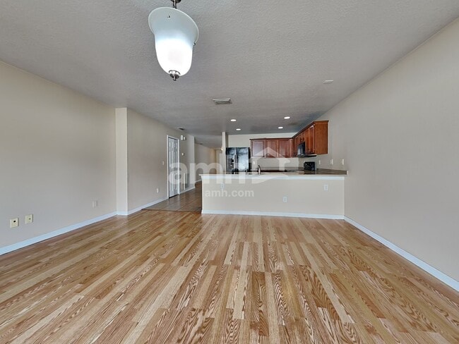 Photo - 31015 Mandolin Cay Ave