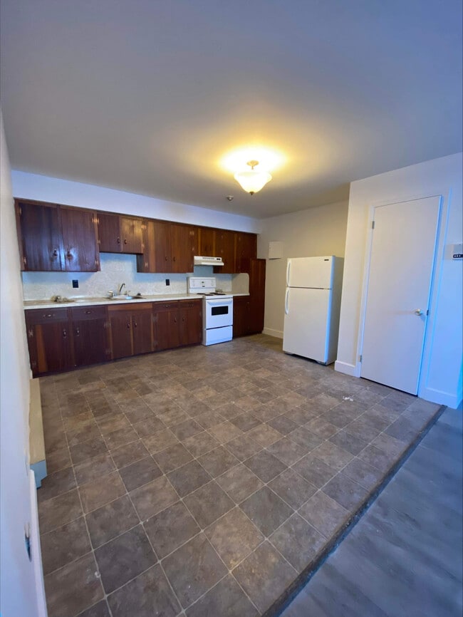 Photo - 615 Chalmers Ct Unité 2