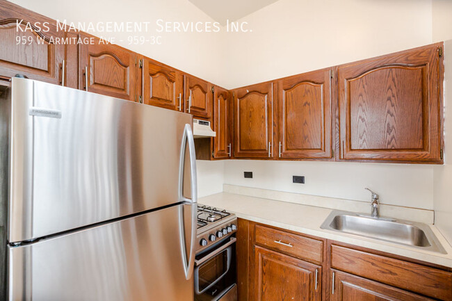 Photo - 959 W Armitage Ave Apartment Unit 959-3C