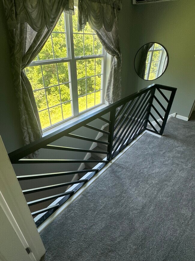 Photo - 522 Blacksmith Ln