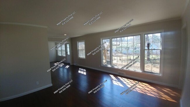 Photo - 8432 Sagamore Rd