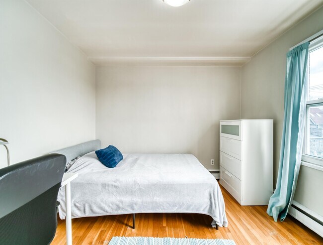 Photo - 6411-6411 South St Unit 5