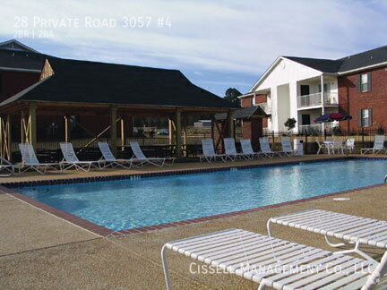 Building Photo - 28 Private Rd 3057 Unit 4 Rental
