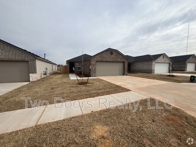 Building Photo - 10520 Baled Bermuda Rd Rental