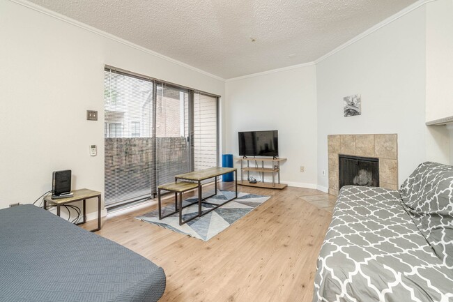 Photo - 2300 Old Spanish Trl Unidad 1098