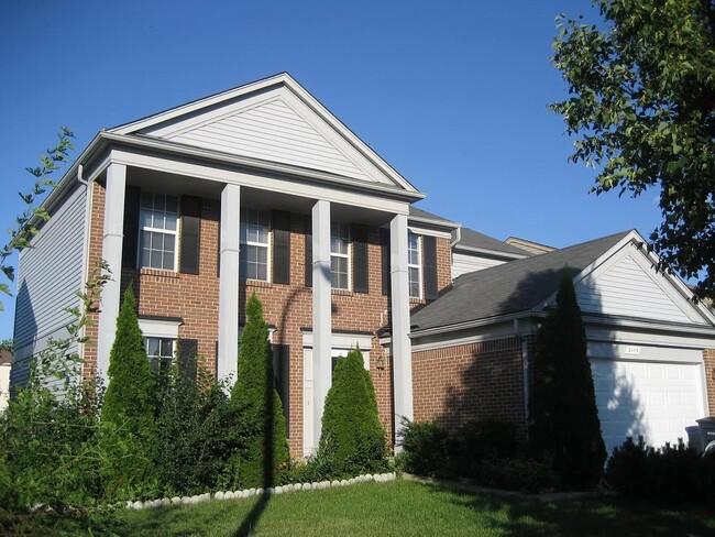 Photo - 3105 Turnberry Ln