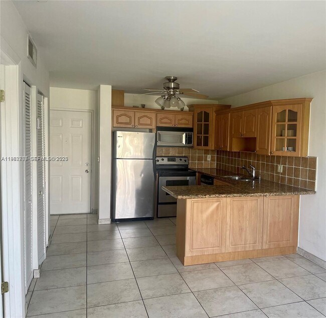 Photo - 8240 SW 210th St Unit 215